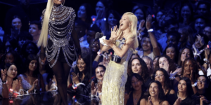 K-pop awards 2025 historic moment as BLACKPINK Rosé accepts Song of the Year award with presenter Paris Hilton at MTV VMAs ceremony